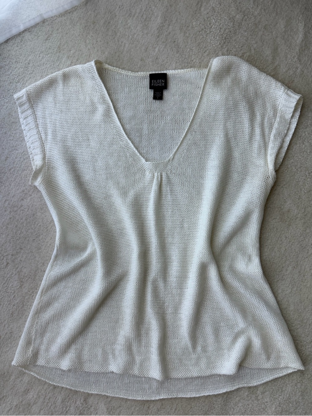 Eileen Fisher White Cream V-Neck Lightweight Knit Tank Sweater